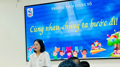 Hiệu trưởng mời học sinh xếp loại ‘chưa đạt’ uống trà sữa và nhắn: Các em không nhất thiết trở nên xuất sắc