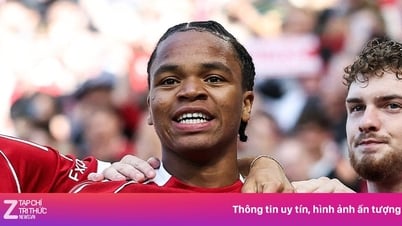 Tài năng 16 tuổi của Liverpool gây ngỡ ngàng