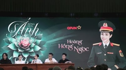 Đại úy, ca sĩ Hoàng Hồng Ngọc tổ chức liveshow kỷ niệm 15 năm hoạt động nghệ thuật