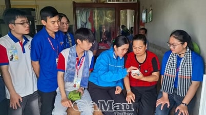 Những trái tim tình nguyện vì quê hương