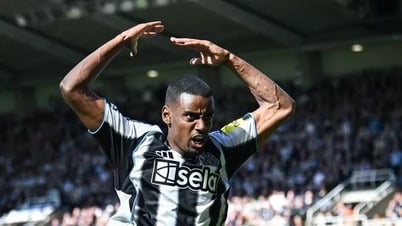 Tin chuyển nhượng bóng đá 5.8: Liverpool mở cánh cửa đón Isak, Chelsea thanh lý cầu thủ