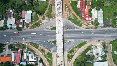 Gấp rút thi công tuyến đường kết nối cảng với khu công nghiệp