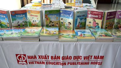 Giảm giá sách giáo khoa đầu năm học mới