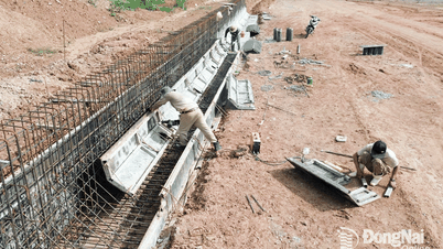 [Chùm ảnh] Bước sang tháng 8, xem 'hình hài' đường cao tốc Biên Hòa - Vũng Tàu đoạn qua Đồng Nai