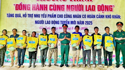 “Bà đỡ” của người dân vùng biên