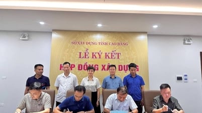 Lễ ký kết hợp đồng thi công xây dựng Gói thầu thuộc dự án “Sửa chữa hư hỏng nền, mặt đường và công trình Km130-Km143, Quốc lộ 34, tỉnh Cao Bằng”.