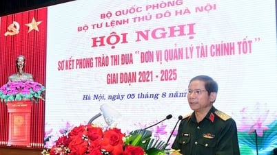 Khen thưởng 17 tập thể, cá nhân trong phong trào “Đơn vị quản lý tài chính tốt”