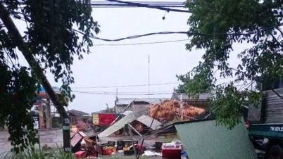 Đắk Lắk: Giông lốc làm tốc mái 4 căn nhà, một người bị thương
