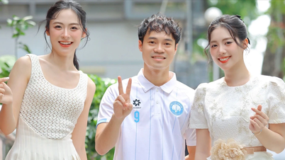 Hoa hậu Hà Trúc Linh, Á hậu Châu Anh, Vân Nhi rạng rỡ bên cầu thủ Quang Hải, Văn Toàn