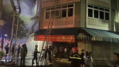 Incendie à la librairie de matériel éducatif Tan An