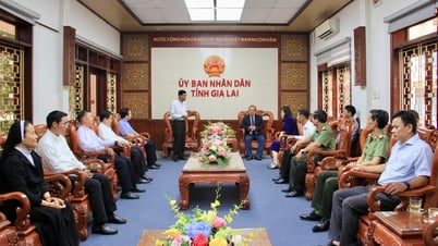 Phó Chủ tịch UBND tỉnh Dương Mah Tiệp tiếp Đoàn đại diện Tòa Giám mục Giáo phận Kon Tum