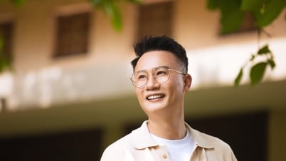Hoàng Bách kể chuyện Tổ quốc bằng âm nhạc hiện đại, Hoàng Tùng hát về tình yêu