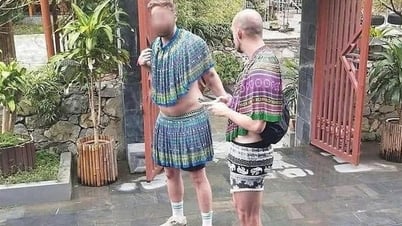 Chấn chỉnh khách Tây mặc váy H'Mông nhảy múa lố lăng