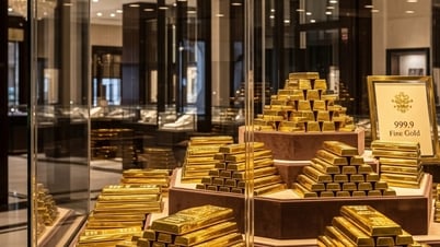 Giá vàng hôm nay 6/8/2025: SJC, DOJI bắt tay giữ đỉnh kỷ lục, bỏ xa vàng thế giới gần 12 triệu