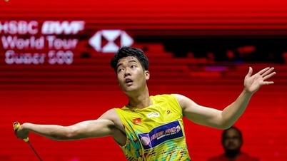 Tay vợt Lê Đức Phát khoe được thăng quân hàm thượng úy