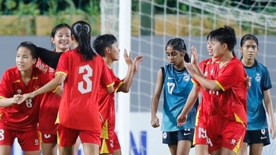 U20 nữ Việt Nam thắng Singapore 5-0, dẫn đầu bảng B vòng loại U20 nữ châu Á 2026