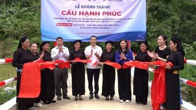 Khánh thành “Cầu hạnh phúc” tại xóm Bản Miều, xã Lý Bôn - Báo Cao Bằng điện tử