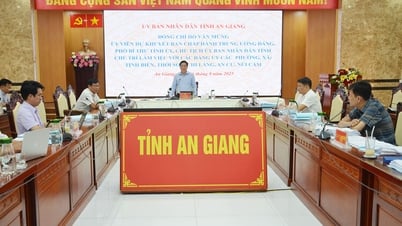 Chủ tịch UBND tỉnh An Giang Hồ Văn Mừng làm việc với 5 xã, phường về công tác chuẩn bị Đại hội Đảng bộ, nhiệm kỳ 2025 - 2030