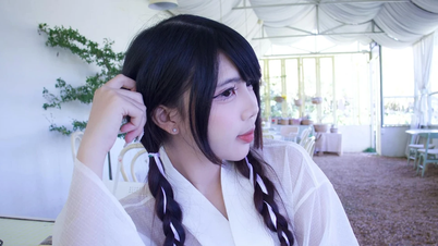 Nữ streamer khiến anh em game thủ phát cuồng chỉ với một hành động nhỏ