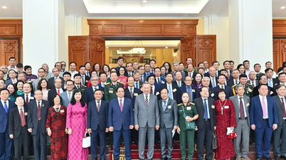 Đảng và Nhà nước luôn tạo điều kiện để đội ngũ trí thức, nhà khoa học, văn nghệ sĩ phát huy tài năng, sức sáng tạo
