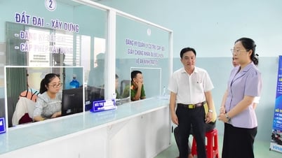 Phường Hòa Thuận nâng cao năng lực đội ngũ cán bộ, công chức, hướng đến phục vụ tốt nhất cho người dân