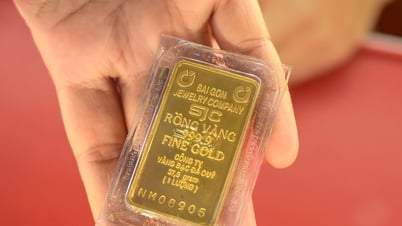 Giá vàng tăng mạnh, đại gia bán vàng SJC lãi kỷ lục