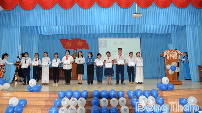 Chi nhánh CEP Mỹ Tho: Trao 90 suất học bổng cho học sinh khó khăn