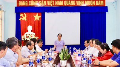 Xây dựng hình ảnh cán bộ y tế tận tâm, trách nhiệm, gần dân