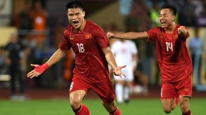 V-League 'nóng' trước mùa giải mới: Tuyển Việt Nam cần cú hích ấy