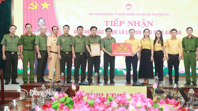 CHÀO MỪNG KỶ NIỆM 80 NĂM NGÀY TRUYỀN THỐNG CÔNG AN NHÂN DÂN (19-8) Lực lượng công an đồng hành cùng nhân dân