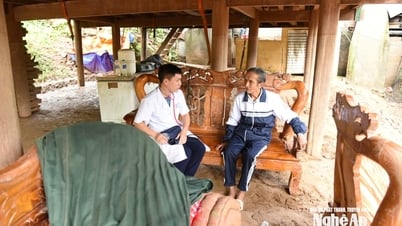 Qua thăm khám miễn phí, phát hiện và điều trị nhiều căn bệnh cho người dân vùng bị lũ lụt phía Tây Nghệ An