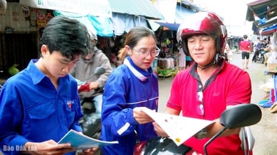 Bình dân học vụ số: Đưa công nghệ số đến từng người dân
