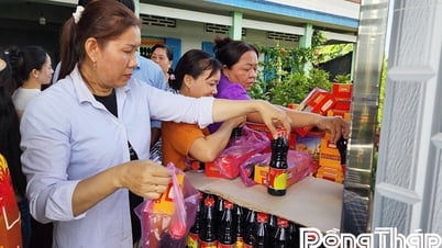 Xã Phú Thành tổ chức Phiên chợ 0 đồng