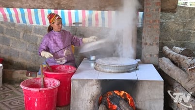 Bếp lửa nhà sàn và câu chuyện làm miến tráng tay