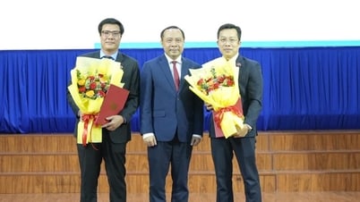Trường ĐH Khoa học Xã hội và Nhân văn TPHCM bổ nhiệm cùng lúc 2 phó hiệu trưởng