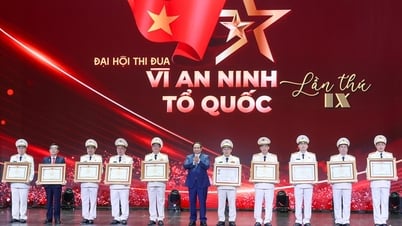 Thủ tướng Phạm Minh Chính dự Đại hội Thi đua 'Vì an ninh Tổ quốc' lần thứ IX