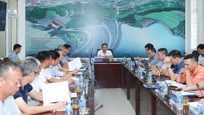 EVN nghiệm thu tuyến năng lượng vận hành tổ máy số 1 dự án Thủy điện Hòa Bình mở rộng