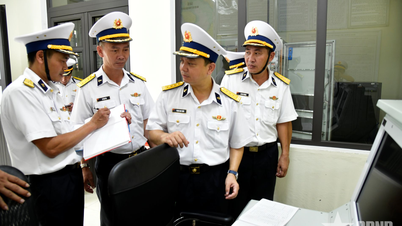 El comandante de la Región Naval 3 inspecciona los trabajos de preparación para el combate en las unidades del Regimiento 351 y la Oficina del Estado Mayor Regional.