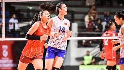 Tuyển bóng chuyền U21 Việt Nam vs Serbia: Thêm một chiến thắng