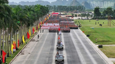 Những bước chân tự hào trong đội hình A80
