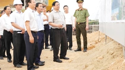 Nâng cao năng lực lãnh đạo, quyết tâm xây dựng thành phố Huế phát triển nhanh, bền vững, giàu bản sắc văn hóa