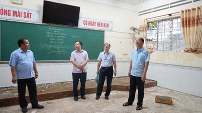 Bí thư Tỉnh ủy Nguyễn Hồ Hải kiểm tra cơ sở vật chất trường học