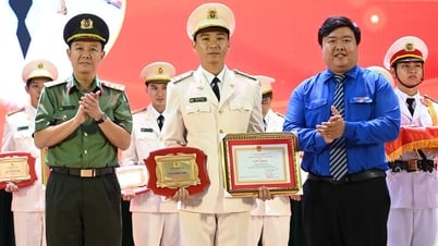 Tuyên dương 17 gương mặt trẻ Công an An Giang tiêu biểu