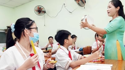 Giám đốc Sở GD-ĐT TP.HCM chỉ đạo nóng về dạy thêm học thêm, thiếu giáo viên