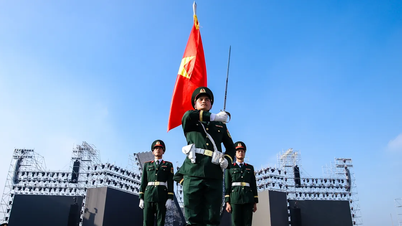 Tái hiện hình ảnh duyệt binh trên Quảng trường Đỏ tại concert Quốc gia "Tổ quốc trong tim"