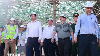 Thủ tướng: Tổ chức khởi công, khánh thành trực tuyến các công trình tại 80 điểm cầu vào 19/8