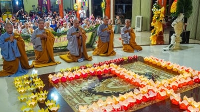 Thắp hoa đăng, thắp sáng tâm hiếu hạnh