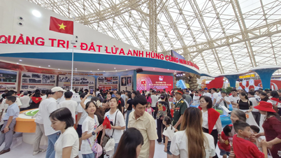 Hơn 4 vạn khách tham quan không gian triển lãm Quảng Trị