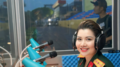 Mayor Tentara Rakyat Tran Thi Kim Thu: Suaranya menyebarkan patriotisme dalam parade