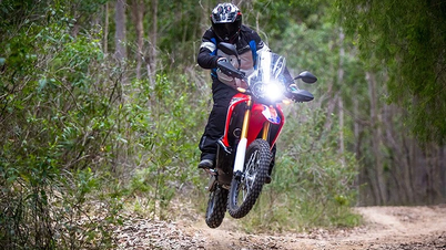 Honda CRF250 Rally 2025 បន្ថែមពណ៌ថ្មី ប្រហែល 178 លានដុង